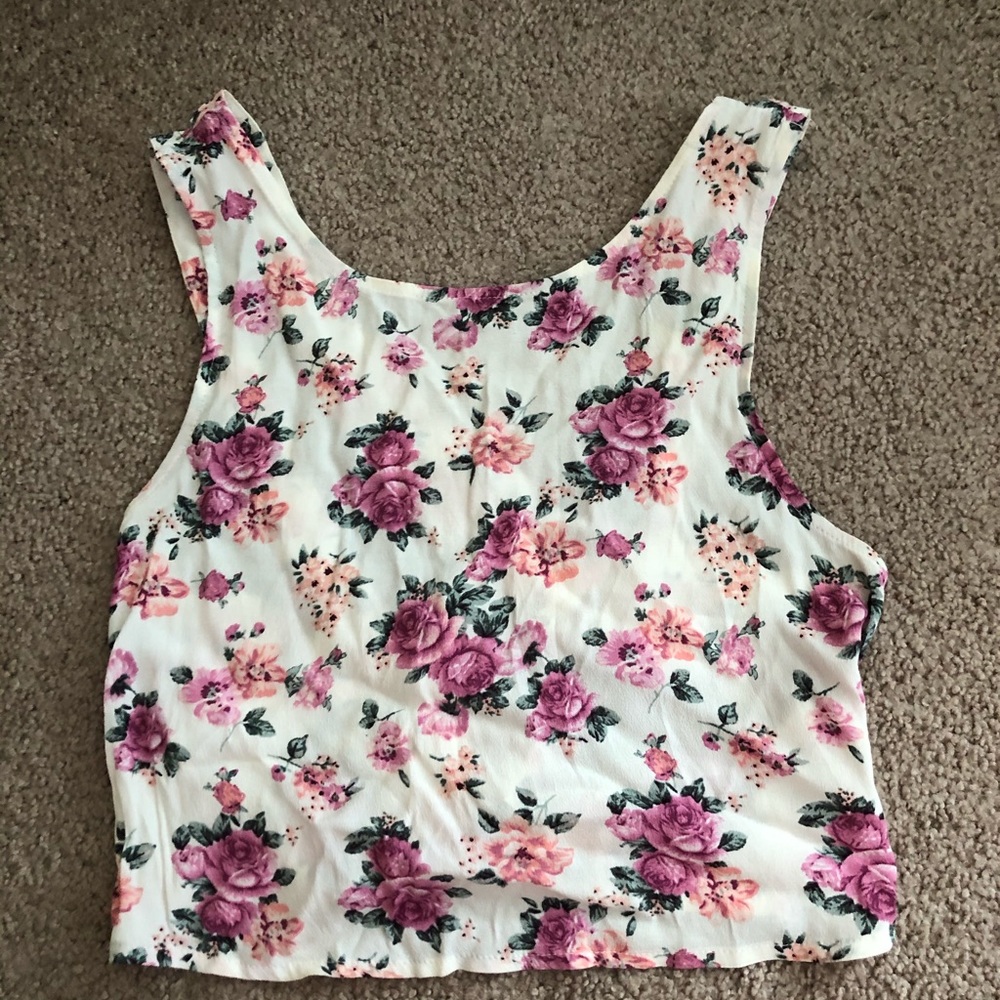 Crop top